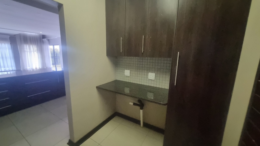 3 Bedroom Property for Sale in Wild Olive Estate Free State